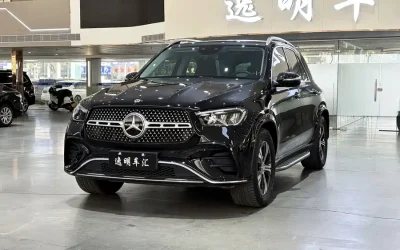 Mercedes-Benz Mercedes-Benz C-Class в цвете и кузовом – это идеальный выбор среди китайских автомобилей. Доступная цена и надежность гарантированы.