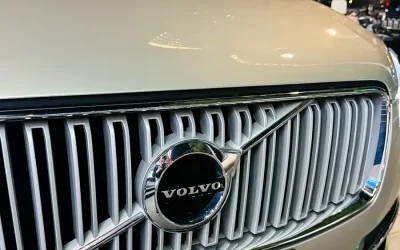 Volvo volvo XC40 recharge в цвете и кузовом – это идеальный выбор среди китайских автомобилей. Доступная цена и надежность гарантированы.