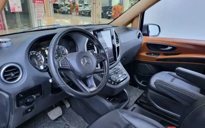 Mercedes-Benz Mercedes-Benz E-Class EV в цвете и кузовом – это идеальный выбор среди китайских автомобилей. Доступная цена и надежность гарантированы.