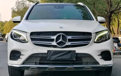 Mercedes-Benz Mercedes-Benz C-Class в цвете и кузовом – это идеальный выбор среди китайских автомобилей. Доступная цена и надежность гарантированы.