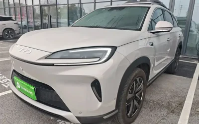 BYD BYD Song L DM-i в цвете и кузовом – это идеальный выбор среди китайских автомобилей. Доступная цена и надежность гарантированы.