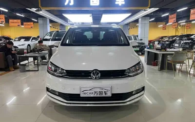 Volkswagen Volkswagen Lavida в цвете и кузовом – это идеальный выбор среди китайских автомобилей. Доступная цена и надежность гарантированы.