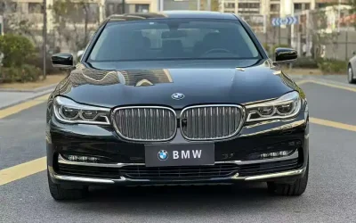 BMW BMW i3 в цвете и кузовом – это идеальный выбор среди китайских автомобилей. Доступная цена и надежность гарантированы.