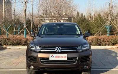 Volkswagen Volkswagen Lavida в цвете и кузовом – это идеальный выбор среди китайских автомобилей. Доступная цена и надежность гарантированы.