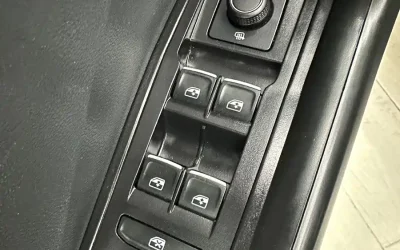 Volkswagen Volkswagen Lavida в цвете и кузовом – это идеальный выбор среди китайских автомобилей. Доступная цена и надежность гарантированы.