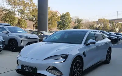 BYD BYD Song L DM-i в цвете и кузовом – это идеальный выбор среди китайских автомобилей. Доступная цена и надежность гарантированы.