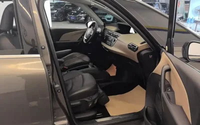 Citroen Citroen в цвете Citroen и кузовом Citroen – это идеальный выбор среди китайских автомобилей. Доступная цена и надежность гарантированы.