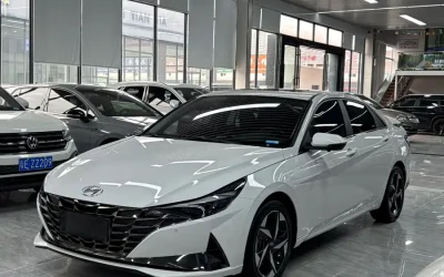 Hyundai Hyundai Elantra в цвете и кузовом – это идеальный выбор среди китайских автомобилей. Доступная цена и надежность гарантированы.