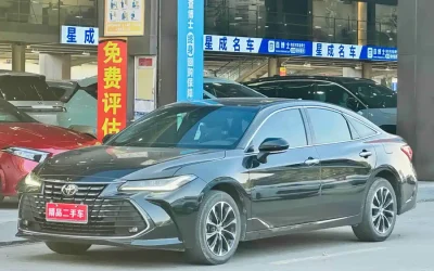 Toyota Toyota Corolla Cross в цвете и кузовом – это идеальный выбор среди китайских автомобилей. Доступная цена и надежность гарантированы.