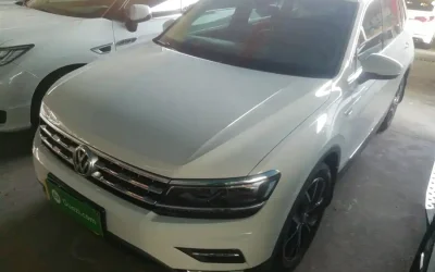 Volkswagen Volkswagen Magotan в цвете и кузовом – это идеальный выбор среди китайских автомобилей. Доступная цена и надежность гарантированы.