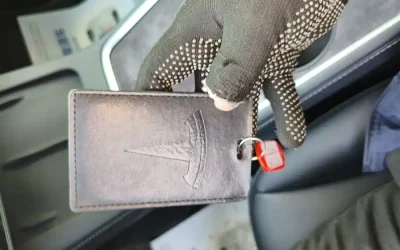 Tesla Tesla Model 3 в цвете и кузовом – это идеальный выбор среди китайских автомобилей. Доступная цена и надежность гарантированы.