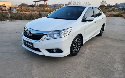 Honda Honda Jade в цвете и кузовом – это идеальный выбор среди китайских автомобилей. Доступная цена и надежность гарантированы.