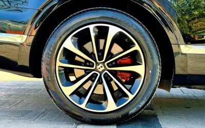 Audi Audi A8 в цвете и кузовом – это идеальный выбор среди китайских автомобилей. Доступная цена и надежность гарантированы.