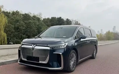 Audi Audi A8 в цвете и кузовом – это идеальный выбор среди китайских автомобилей. Доступная цена и надежность гарантированы.