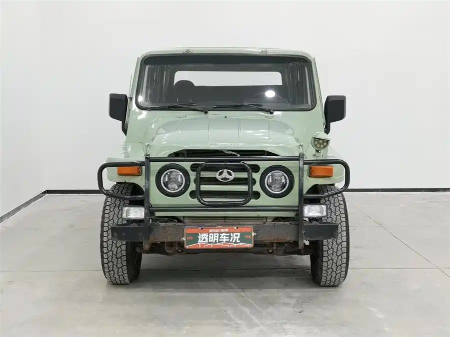 4WD 4WD в цвете 4WD и кузовом 4WD – это идеальный выбор среди китайских автомобилей. Доступная цена и надежность гарантированы.