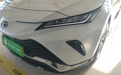 Toyota Toyota Corolla Cross в цвете и кузовом – это идеальный выбор среди китайских автомобилей. Доступная цена и надежность гарантированы.