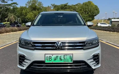 Volkswagen Volkswagen Passat в цвете и кузовом – это идеальный выбор среди китайских автомобилей. Доступная цена и надежность гарантированы.
