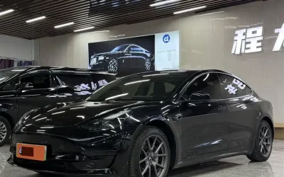 Audi Audi A8 в цвете и кузовом – это идеальный выбор среди китайских автомобилей. Доступная цена и надежность гарантированы.