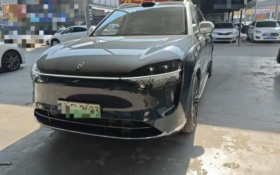 Audi Audi A8 в цвете и кузовом – это идеальный выбор среди китайских автомобилей. Доступная цена и надежность гарантированы.