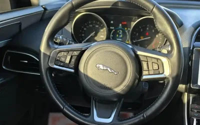 Audi Audi A8 в цвете и кузовом – это идеальный выбор среди китайских автомобилей. Доступная цена и надежность гарантированы.