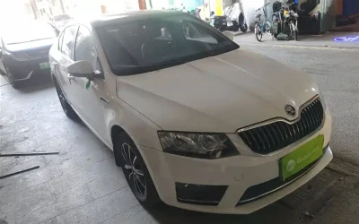 Audi Audi A8 в цвете и кузовом – это идеальный выбор среди китайских автомобилей. Доступная цена и надежность гарантированы.