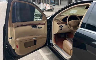 Mercedes-Benz Mercedes-Benz E-Class в цвете и кузовом – это идеальный выбор среди китайских автомобилей. Доступная цена и надежность гарантированы.