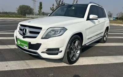 Mercedes-Benz Mercedes-Benz C-Class в цвете и кузовом – это идеальный выбор среди китайских автомобилей. Доступная цена и надежность гарантированы.