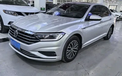 Volkswagen Volkswagen Magotan в цвете и кузовом – это идеальный выбор среди китайских автомобилей. Доступная цена и надежность гарантированы.