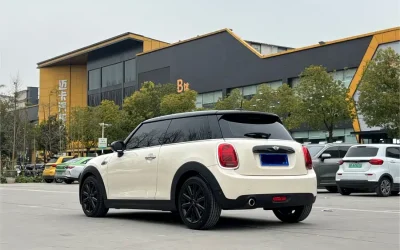 MINI MINI COUNTRYMAN в цвете и кузовом – это идеальный выбор среди китайских автомобилей. Доступная цена и надежность гарантированы.