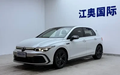 Volkswagen Volkswagen Golf в цвете и кузовом – это идеальный выбор среди китайских автомобилей. Доступная цена и надежность гарантированы.