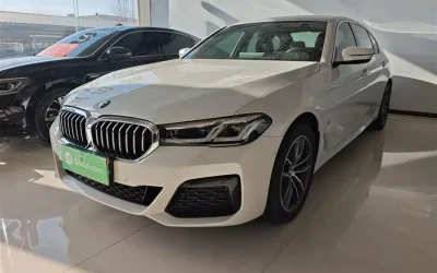BMW BMW 3 Series в цвете и кузовом – это идеальный выбор среди китайских автомобилей. Доступная цена и надежность гарантированы.