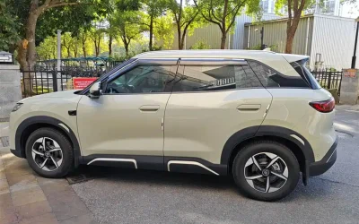 BYD BYD Seal 05 DM-i в цвете и кузовом – это идеальный выбор среди китайских автомобилей. Доступная цена и надежность гарантированы.