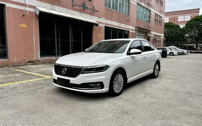 Volkswagen Volkswagen Sagitar в цвете и кузовом – это идеальный выбор среди китайских автомобилей. Доступная цена и надежность гарантированы.