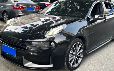 Lynk & Co Lynk & Co 02 в цвете и кузовом – это идеальный выбор среди китайских автомобилей. Доступная цена и надежность гарантированы.