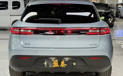 Audi Audi A8 в цвете и кузовом – это идеальный выбор среди китайских автомобилей. Доступная цена и надежность гарантированы.