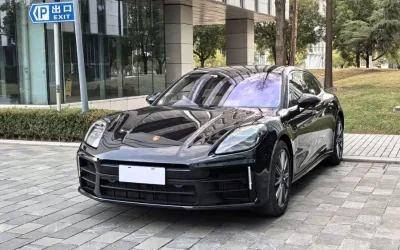 Porsche Porsche Cayenne в цвете и кузовом – это идеальный выбор среди китайских автомобилей. Доступная цена и надежность гарантированы.