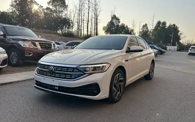 Volkswagen Volkswagen Passat в цвете и кузовом – это идеальный выбор среди китайских автомобилей. Доступная цена и надежность гарантированы.