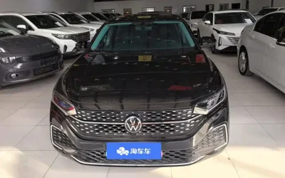Volkswagen Volkswagen Sagitar в цвете и кузовом – это идеальный выбор среди китайских автомобилей. Доступная цена и надежность гарантированы.