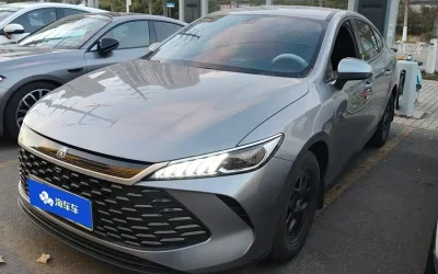 BYD BYD Seal 05 DM-i в цвете и кузовом – это идеальный выбор среди китайских автомобилей. Доступная цена и надежность гарантированы.
