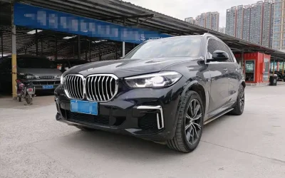 BMW BMW i3 в цвете и кузовом – это идеальный выбор среди китайских автомобилей. Доступная цена и надежность гарантированы.