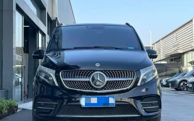 Mercedes-Benz Mercedes-Benz E-Class в цвете и кузовом – это идеальный выбор среди китайских автомобилей. Доступная цена и надежность гарантированы.