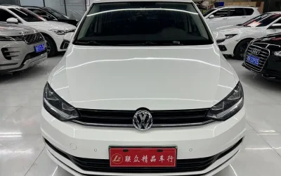 Volkswagen Volkswagen Passat в цвете и кузовом – это идеальный выбор среди китайских автомобилей. Доступная цена и надежность гарантированы.