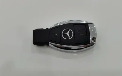 Mercedes-Benz Mercedes-Benz C-Class в цвете и кузовом – это идеальный выбор среди китайских автомобилей. Доступная цена и надежность гарантированы.
