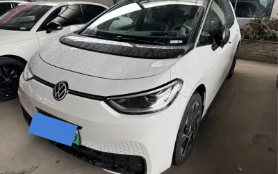 Volkswagen Volkswagen Passat в цвете и кузовом – это идеальный выбор среди китайских автомобилей. Доступная цена и надежность гарантированы.