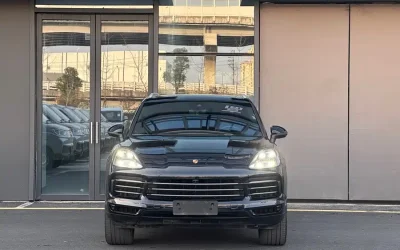 Porsche Porsche Cayenne в цвете и кузовом – это идеальный выбор среди китайских автомобилей. Доступная цена и надежность гарантированы.