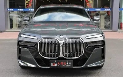 Audi Audi A8 в цвете и кузовом – это идеальный выбор среди китайских автомобилей. Доступная цена и надежность гарантированы.