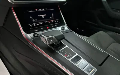 Audi Audi A8 в цвете и кузовом – это идеальный выбор среди китайских автомобилей. Доступная цена и надежность гарантированы.