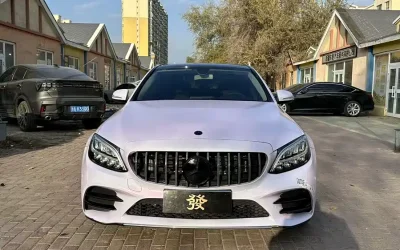 Mercedes-Benz Mercedes-Benz GLA в цвете и кузовом – это идеальный выбор среди китайских автомобилей. Доступная цена и надежность гарантированы.
