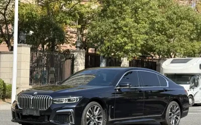 Audi Audi A8 в цвете и кузовом – это идеальный выбор среди китайских автомобилей. Доступная цена и надежность гарантированы.