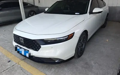 Audi Audi A8 в цвете и кузовом – это идеальный выбор среди китайских автомобилей. Доступная цена и надежность гарантированы.